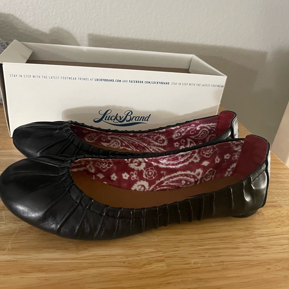 New in Box - Lucky Brand Erla Ballet Flats - 7.5 - Picture 1 of 4